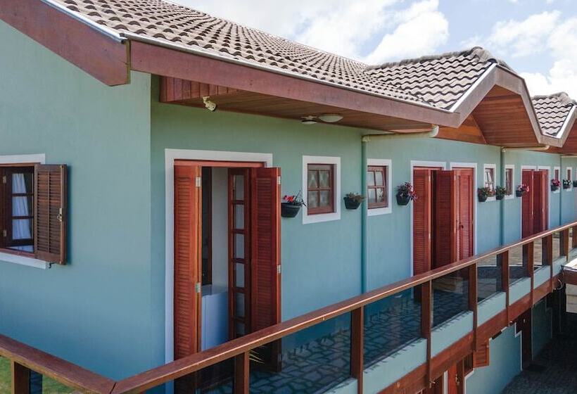 اتاق سوپریور سه تخته, Pousada Araucária Village