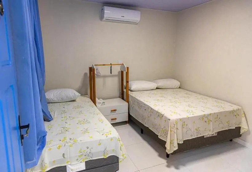 スタンダード４人部屋, Pousada Aruans Casarão