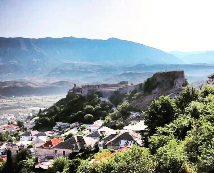 Standard room with outdoor bath, Stone Rooms 1850