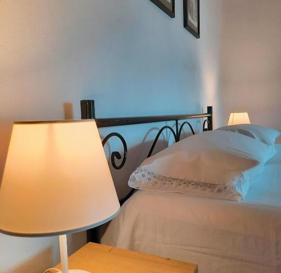 Standard room with outdoor bath, Stone Rooms 1850