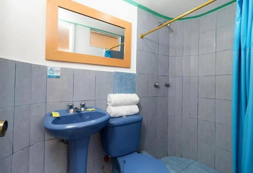 Standard Kolmen Hengen Huone, Hostal Rossy