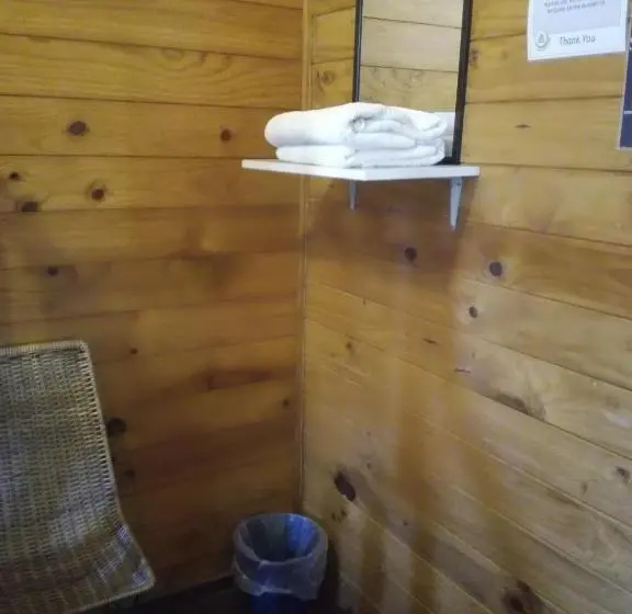エコノミールーム, Junohall Backpackers