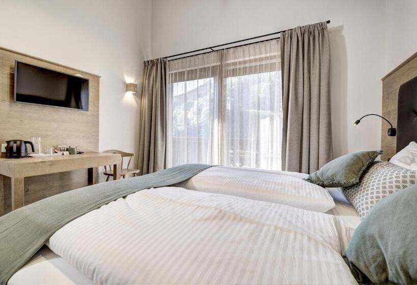 اتاق پرمیوم, Das Glemm