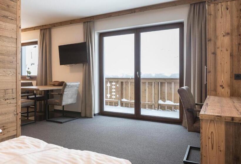 سوئیت جونیور با آشپزخانه, Das Glemm