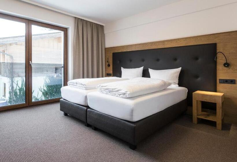 اتاق سوپریور خانوادگی, Das Glemm