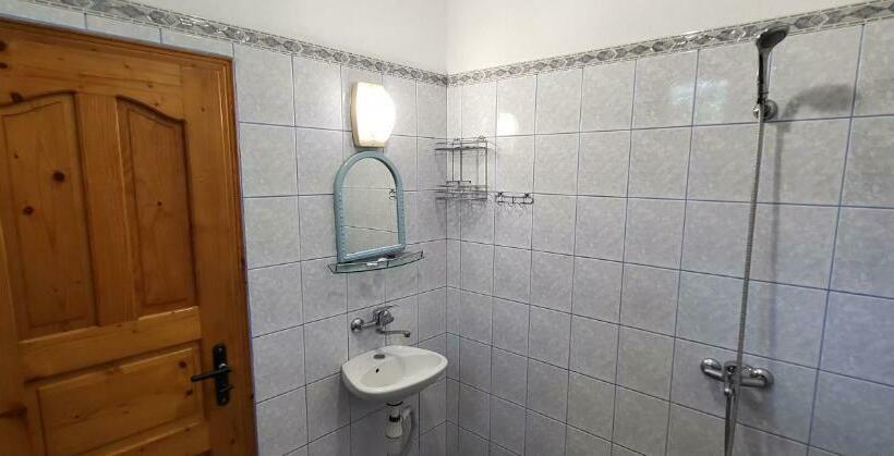 バルコニー付きスタンダードルーム, Amfora Guest House