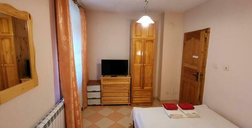 バルコニー付きスタンダードルーム, Amfora Guest House