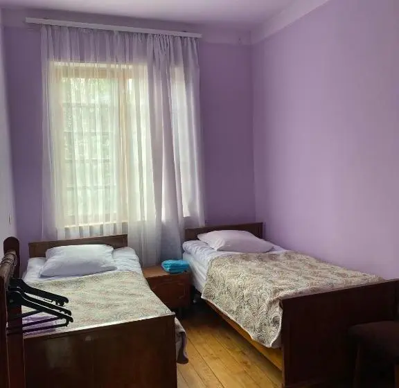 Standard-huone, Areguni Guest House