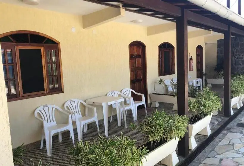 デラックスの４人部屋, Black Point Beach Club