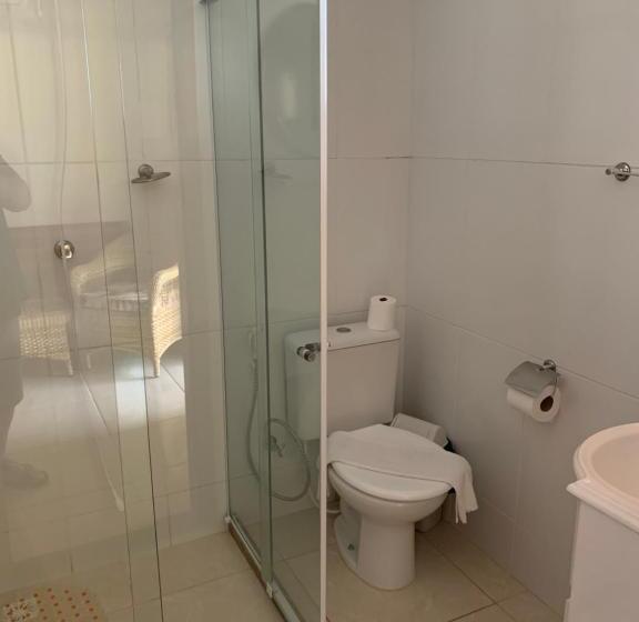 海景套房, Black Point Beach Club