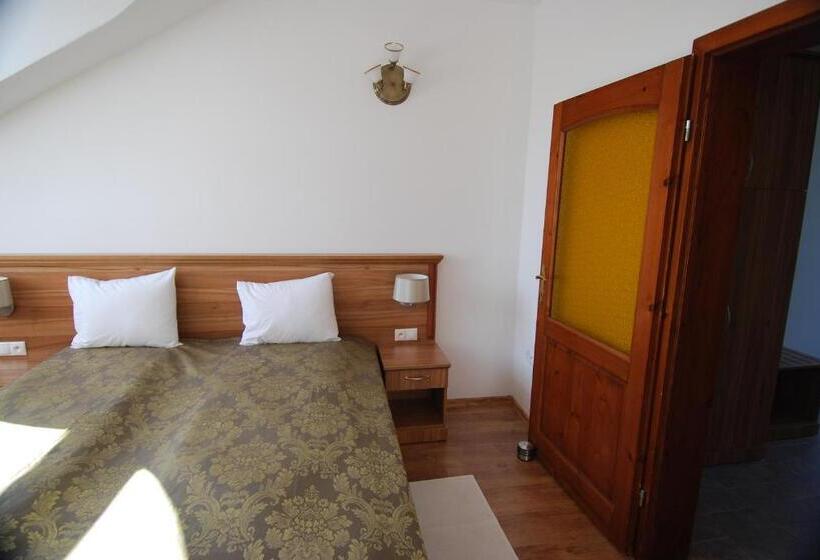 4인용 스탠다드 룸, Ivanek Guest House