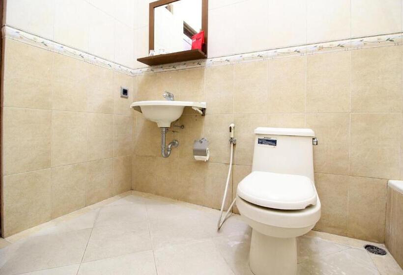 스탠다드 룸, Reddoorz Plus @ Tegal Panggung