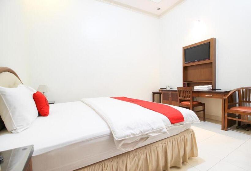 디럭스 룸, Reddoorz Plus @ Tegal Panggung