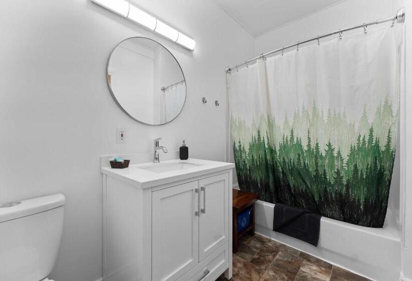 غرفة قياسية, Balmoral