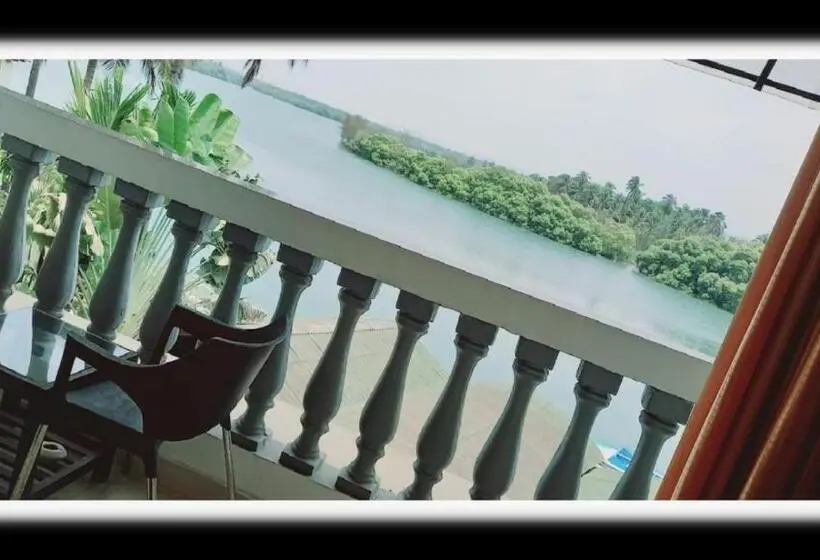 デラックスルーム, Sal Riviera