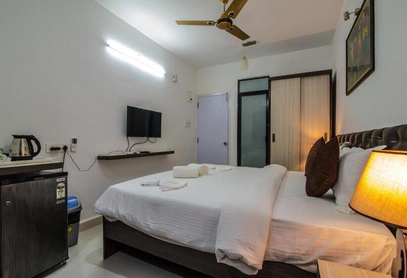 غرفة ديلوكس, Sal Riviera