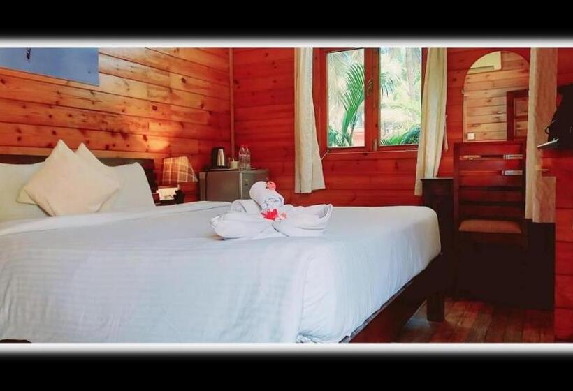 בקתת חדר, Sal Riviera