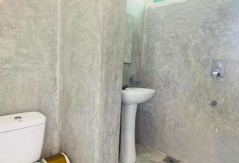 غرفة ديلوكس, Meritha