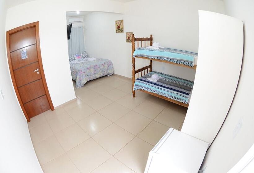 اتاق استاندارد چهار تخته, Pousada Joana Guest House