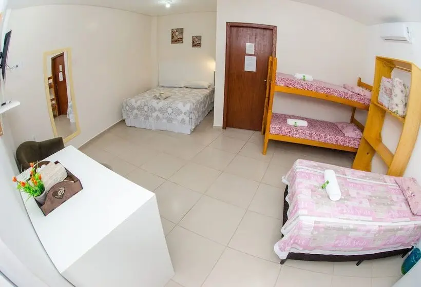 اتاق استاندارد چهار تخته, Pousada Joana Guest House