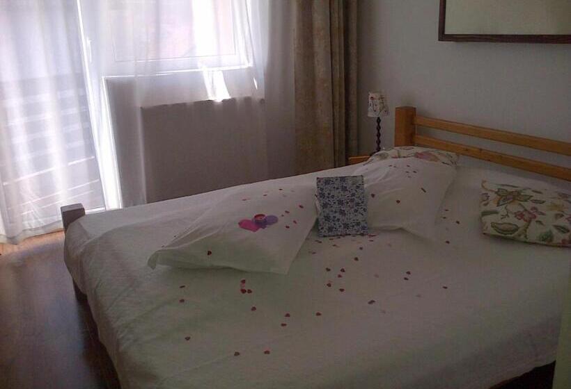 Номер Стандарт, Vila Alisa