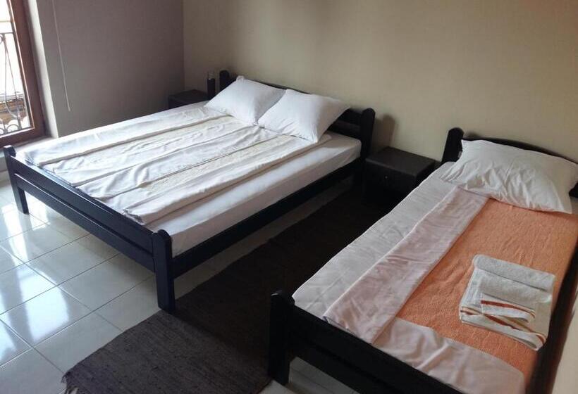 اتاق استاندارد, Asterix Rooms