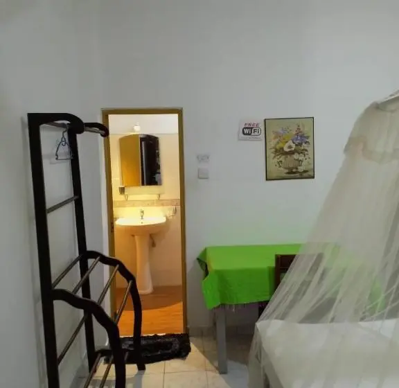 اتاق استاندارد, Hikkaduwa Family Inn