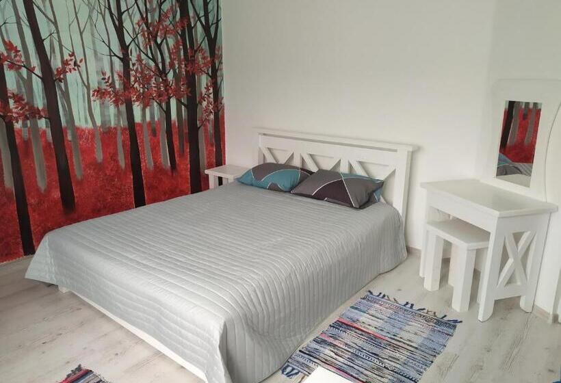 Camera Quadrupla Standard, Kvitkovyi Rai