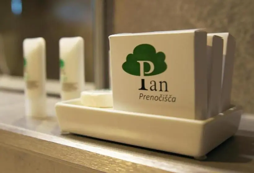 اتاق کلاسیک چهارنفره, Pan Prenočišča