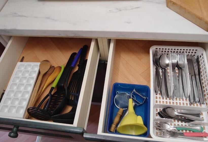 Апартаменты 2 Спальни, Penzion Cabák