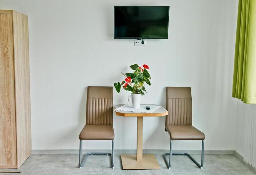 Номер Стандарт, Pension Waldesruh