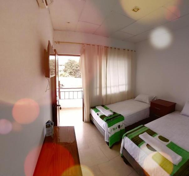 オーシャンビュースタンダードルーム, Hostal Gualingo