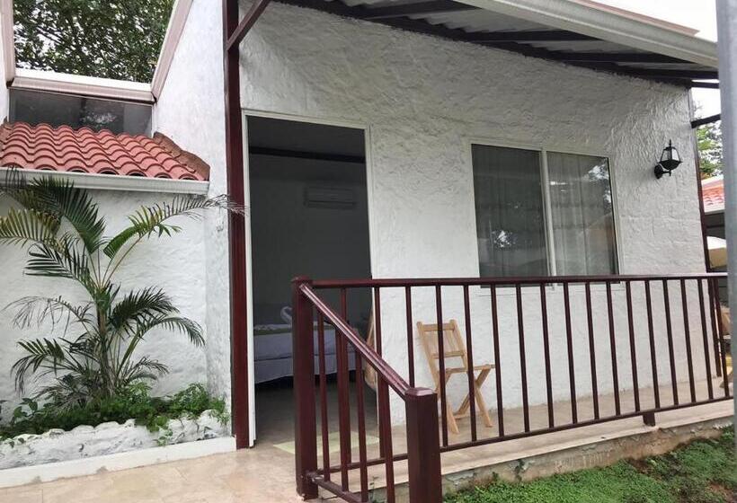 Бунгало Стандарт, Hostal Gualingo