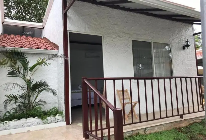 ویلای استاندارد با چشم‌انداز باغ, Hostal Gualingo