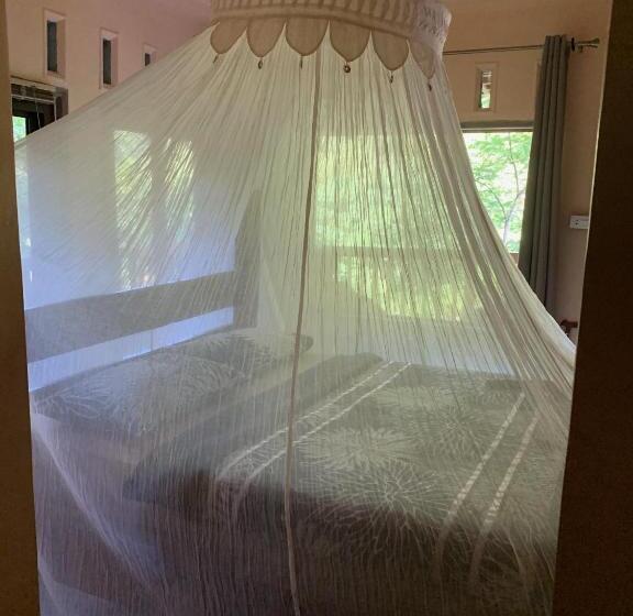 발코니 디럭스 룸, Kupu Kupu Garden Guest House & Cafe