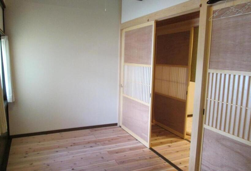 חדר משפחתי, Marugame Guest House Wellkame