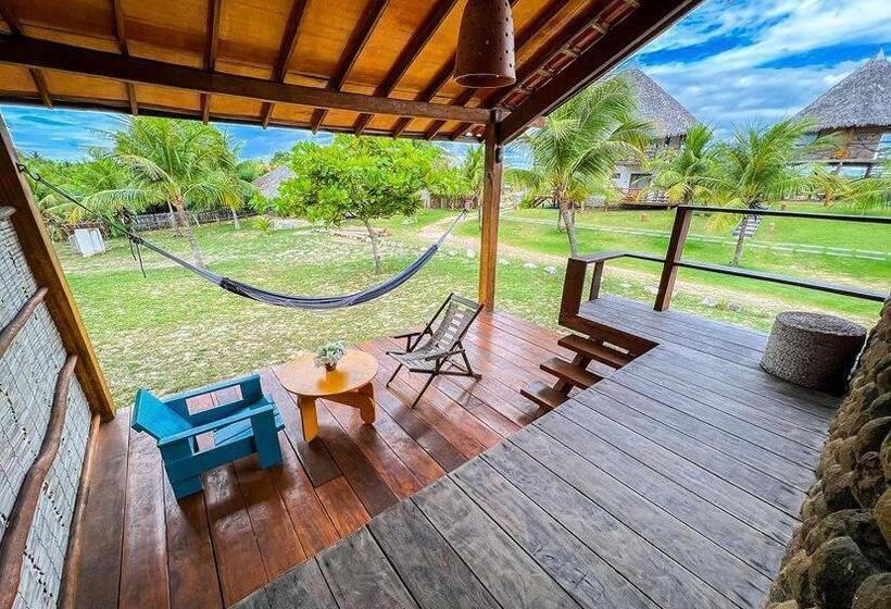 带花园景观的标准三人间, Pousada Theodora