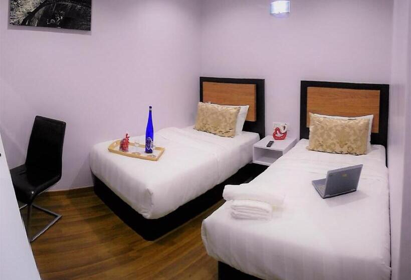 Quarto Estandar, Royale