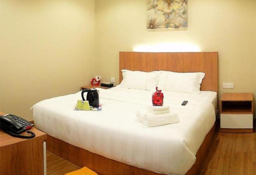 חדר סטנדרט עם מיטת קינג, Royale