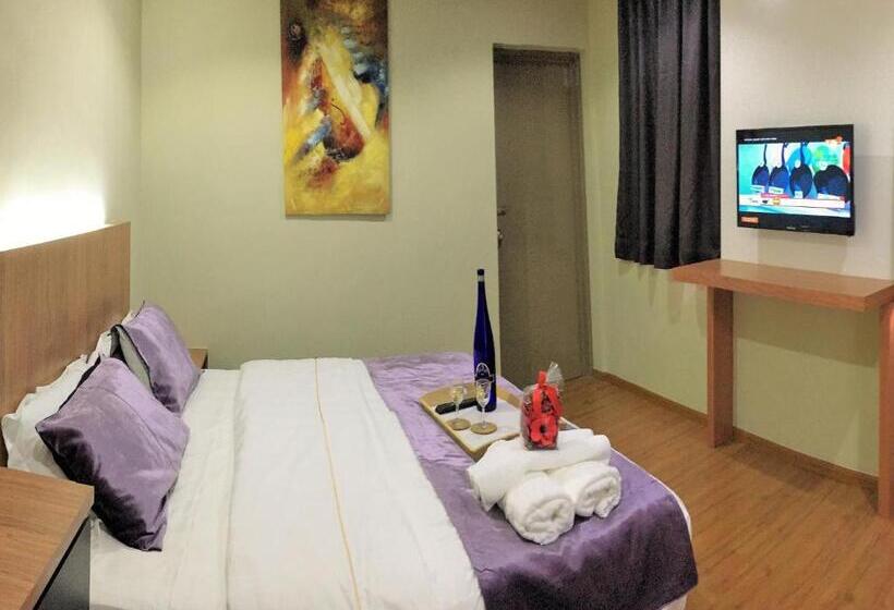 חדר סופריור עם מיטת קינג, Royale