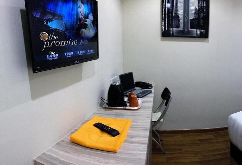 חדר סופריור עם מיטת קינג, Royale