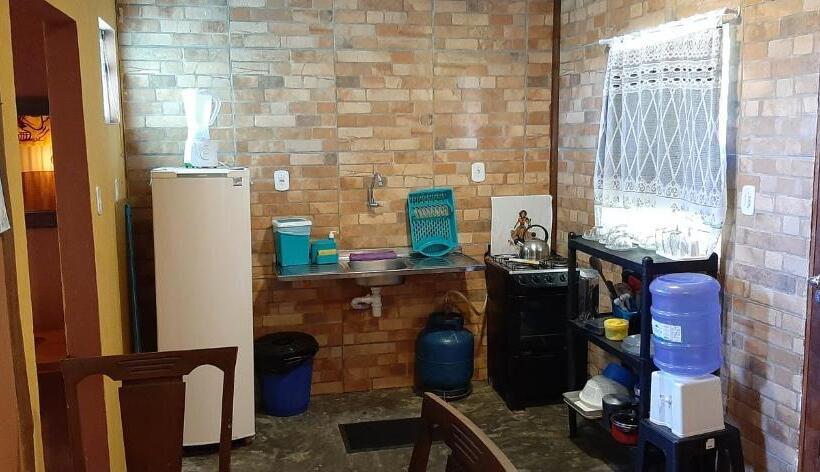 带阳台的三人标准间, Pousada Villa Verde