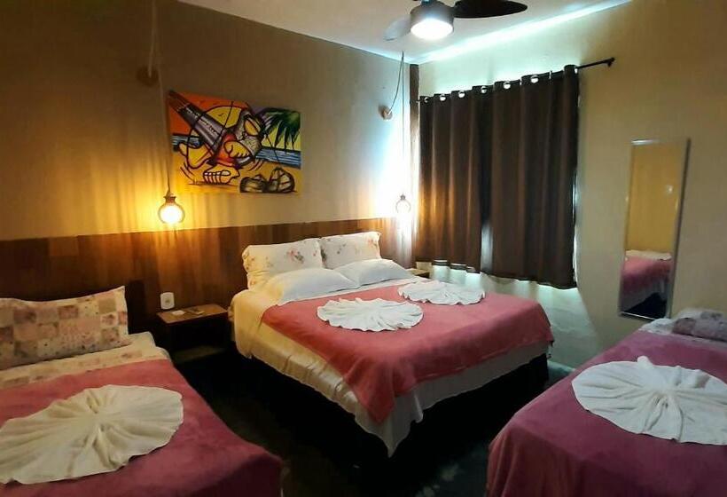 带阳台的三人标准间, Pousada Villa Verde