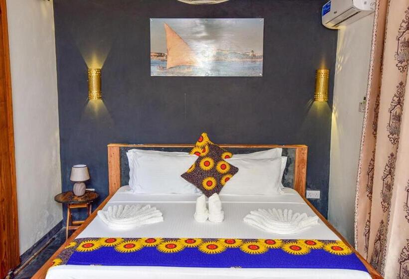 غرفة قياسية مطلّة علي الحديقة, Barabara House