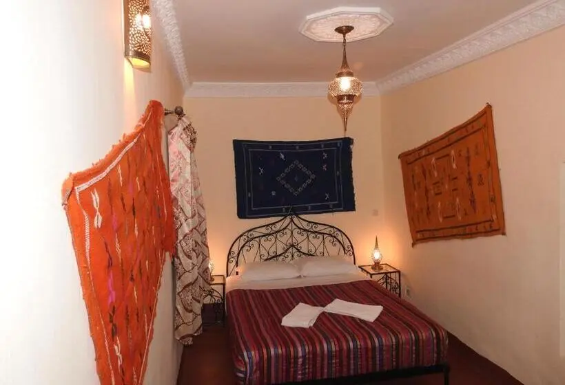 スタンダードルーム, Cinema Riad