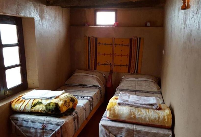 اتاق استاندارد با سرویس بهداشتی مشترک, Cinema Riad