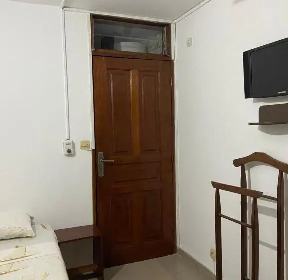 اتاق عادی یک تخته, Villa Cb