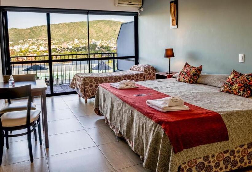 اتاق استاندارد سه نفره, Distrito