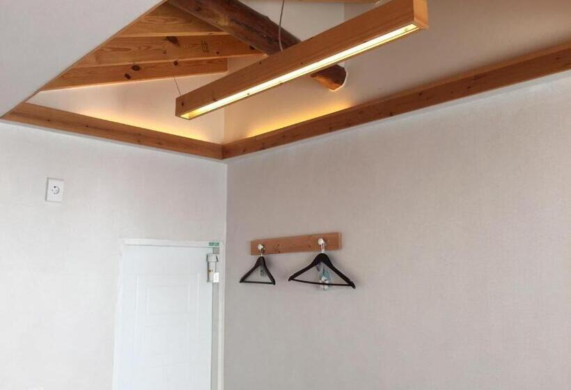 Familienzimmer, Dorandoran Guesthouse