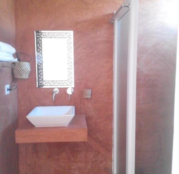 اتاق استاندارد با تخت بزرگ برای معلولان, Le Pandanus